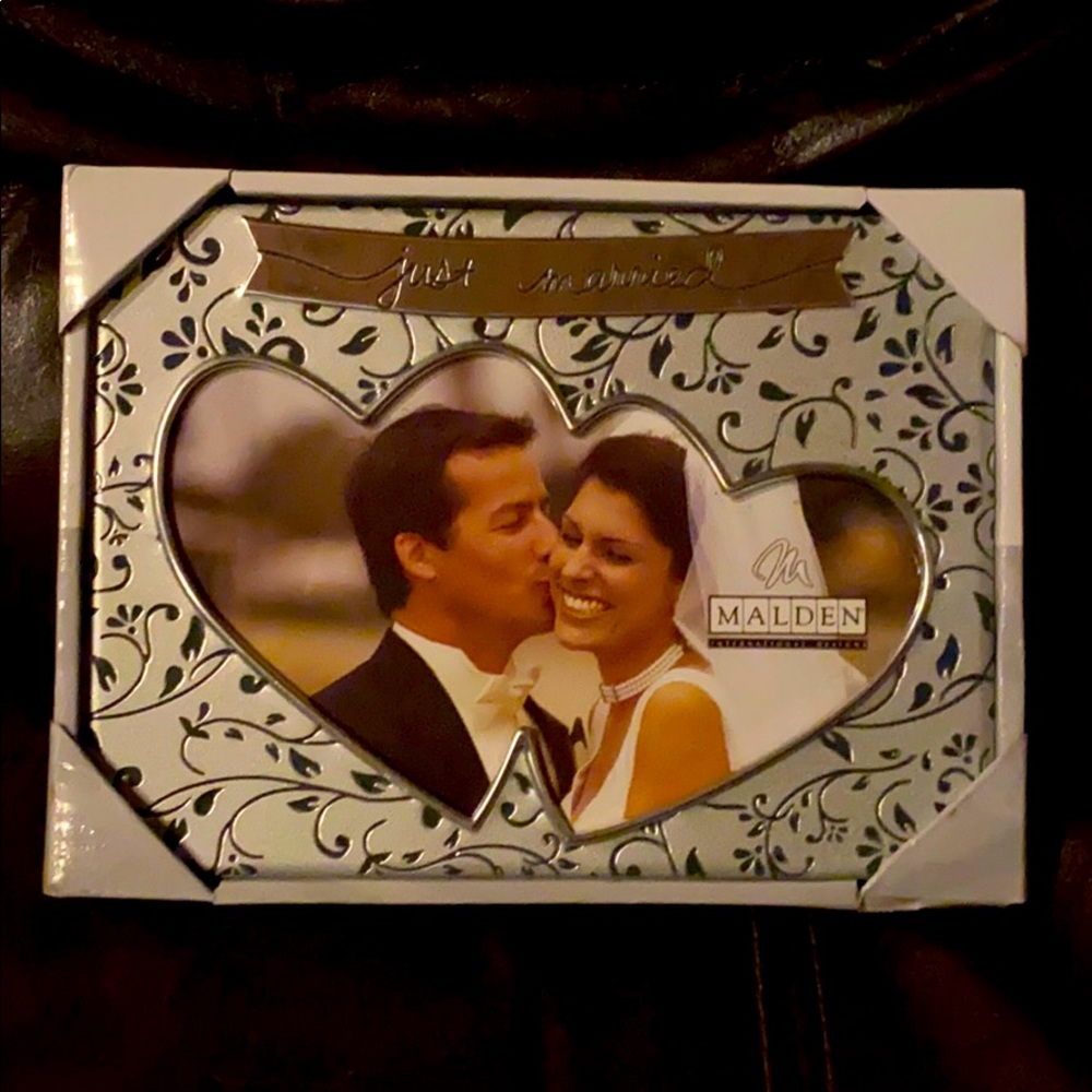 NEW Malden Just Married silver picture frame!